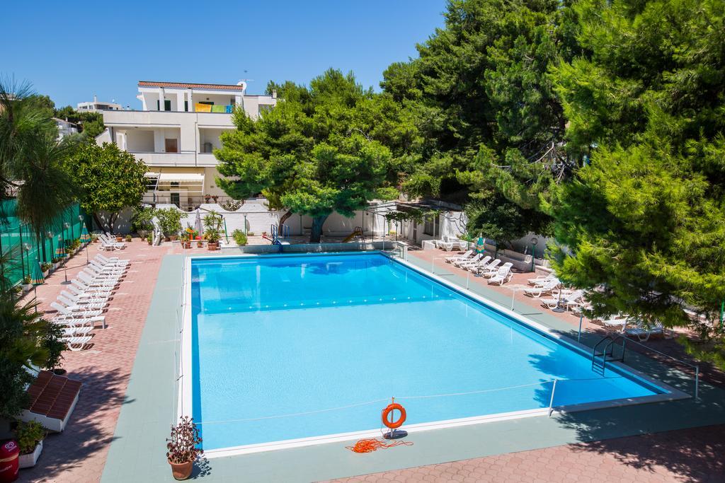Hotel Mediterraneo Vieste Exterior photo